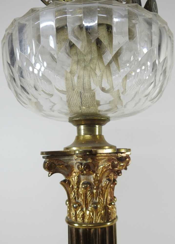 A Corinthian column oil lamp - Image 5 of 8