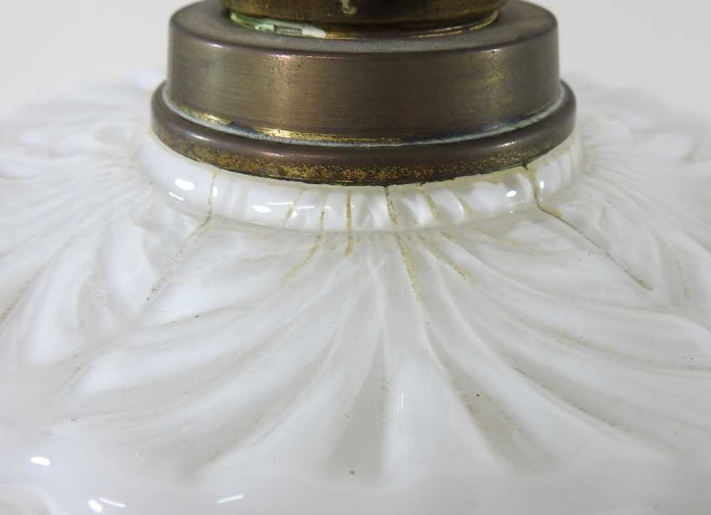 A oil lamp - Bild 7 aus 8