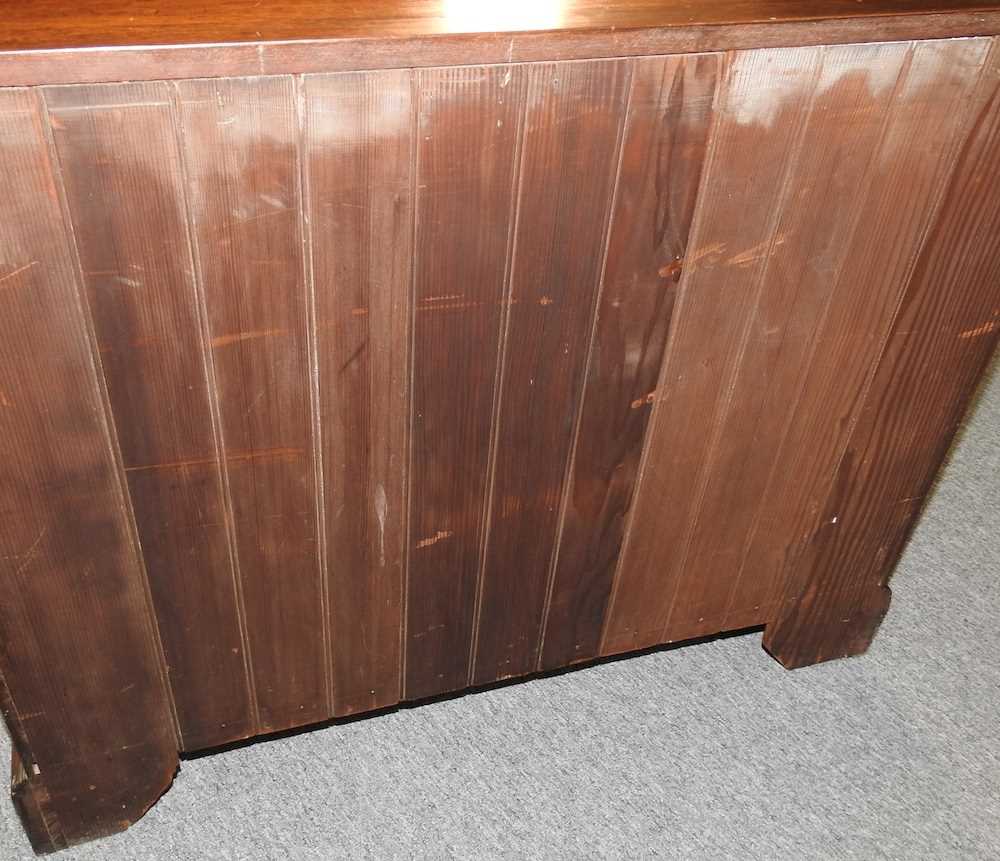 A chest and a corner cupboard - Image 8 of 11