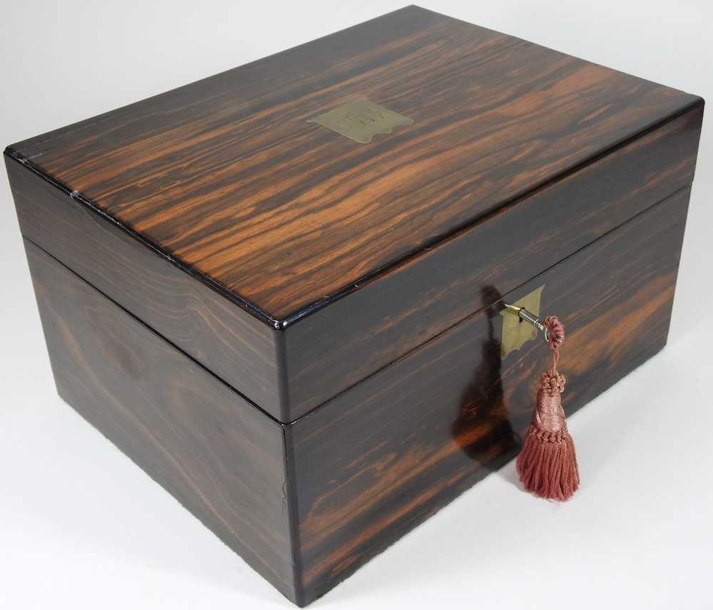 A Victorian vanity box - Image 7 of 13