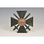 A French WWI Republique Francaise cross sword plaque cast metal, the centre roundel coppered, 8 5/