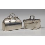 A modern novelty silver trinket box Links of London, 1998, fashioned as a steamer trunk, 1 3/8in.