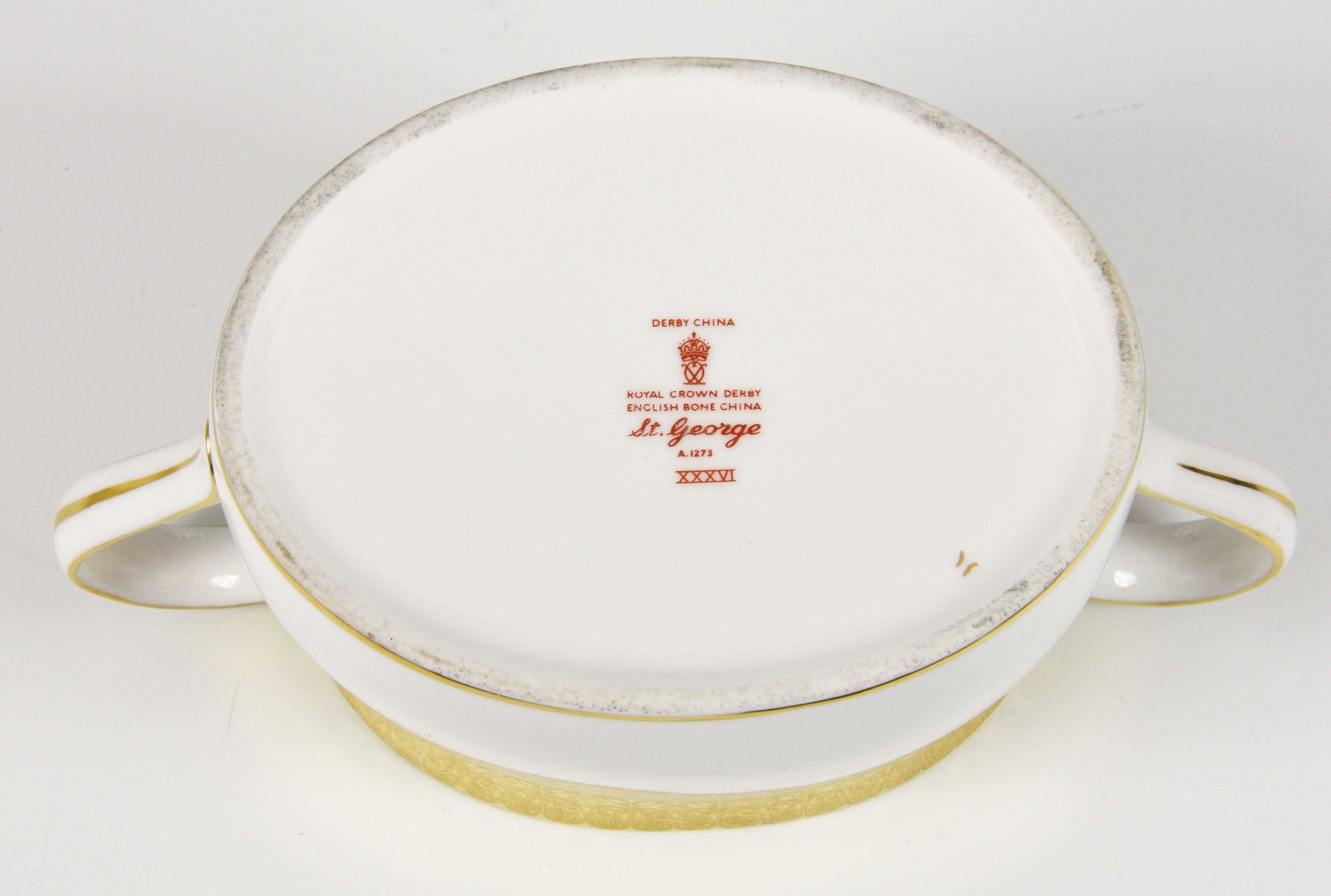 A Royal Crown Derby 'St George' pattern coffee service, comprising of coffee pot, 8 ½in. (21.5cm.) - Image 2 of 2