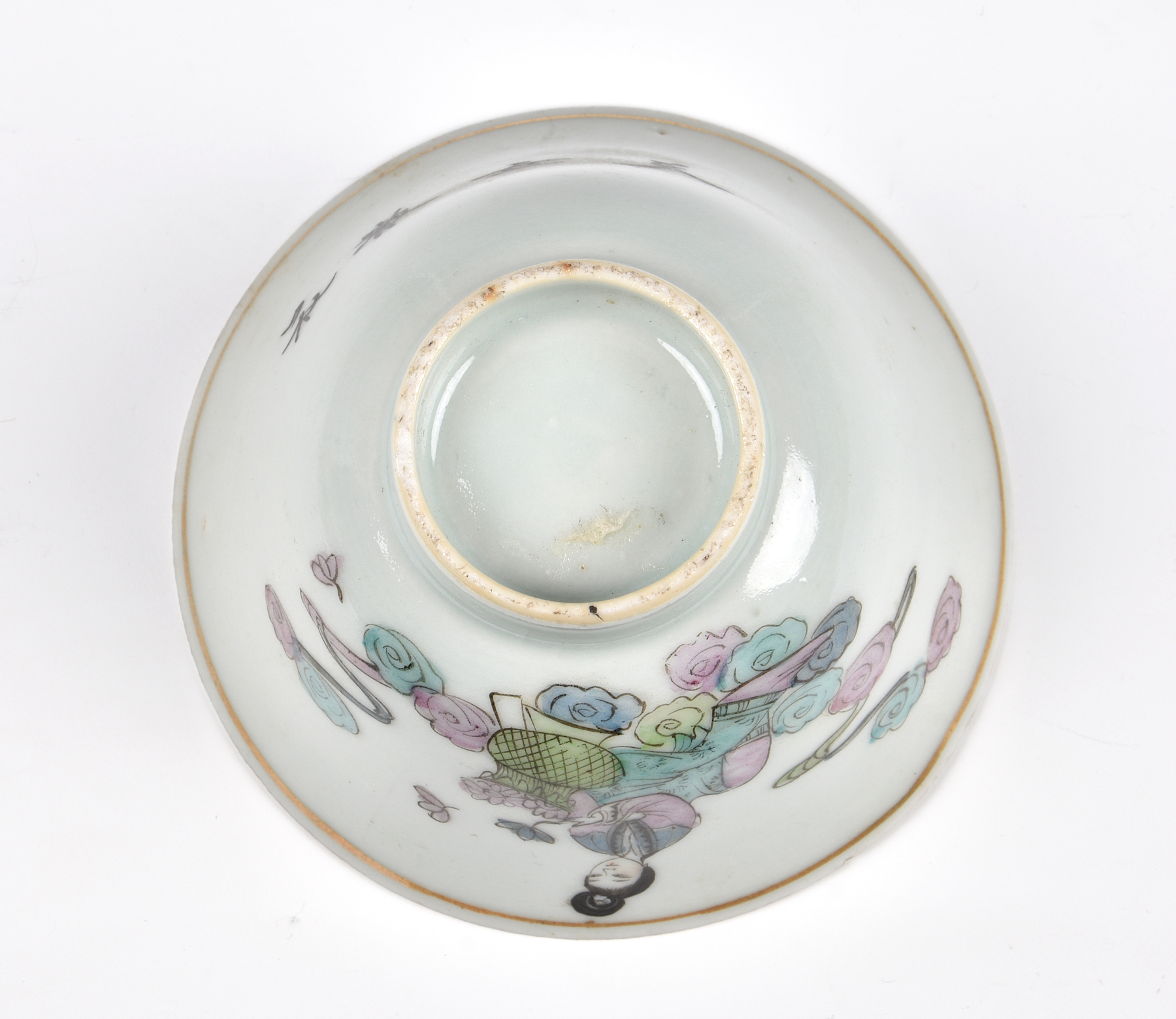 Five Chinese porcelain famille rose bowls, early 20th century, comprising two enamelled with - Image 2 of 12