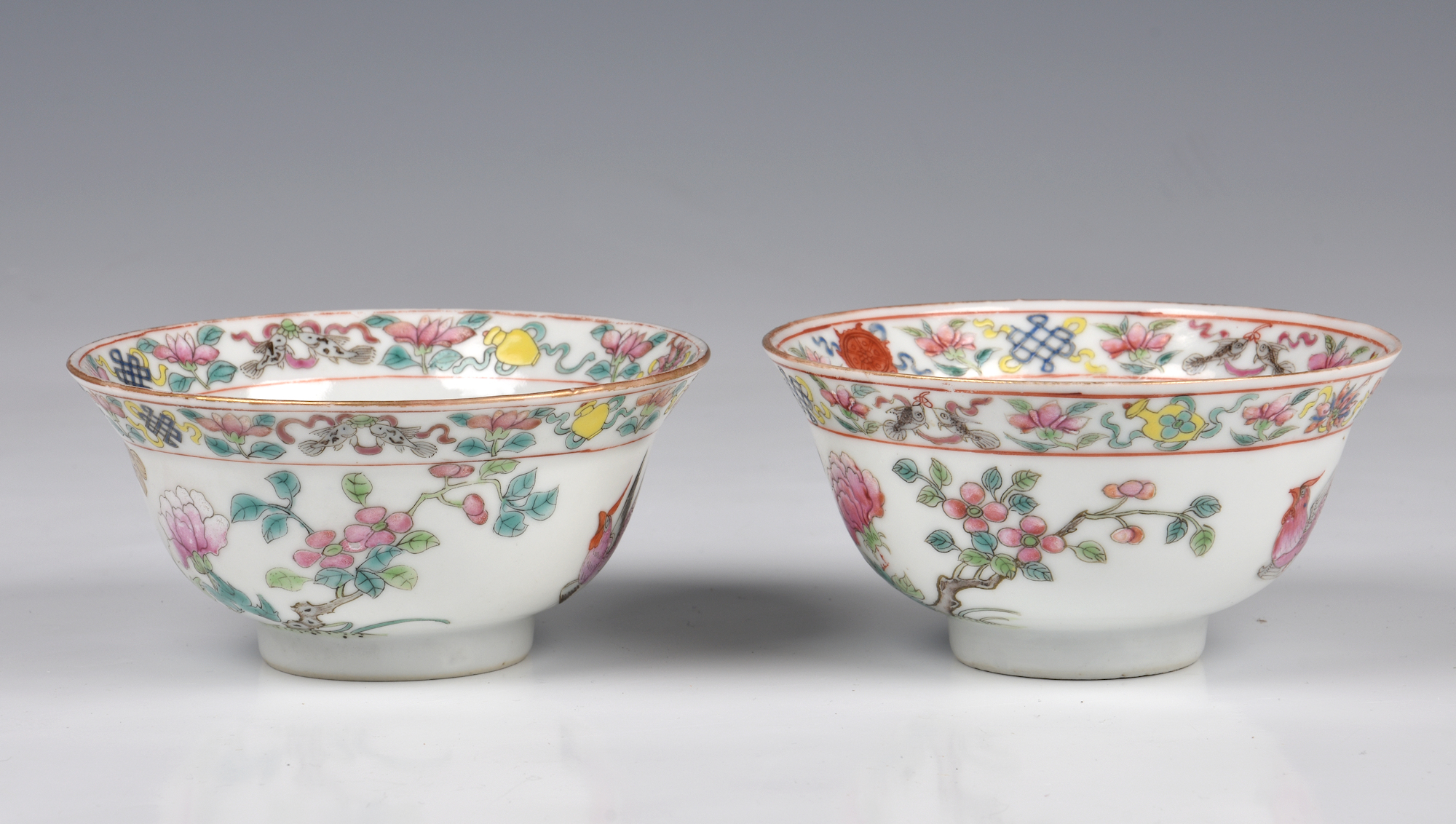 A closely matched pair of Chinese famille rose cockerel dishes, one with Xianfeng (1851-61) four - Image 12 of 15