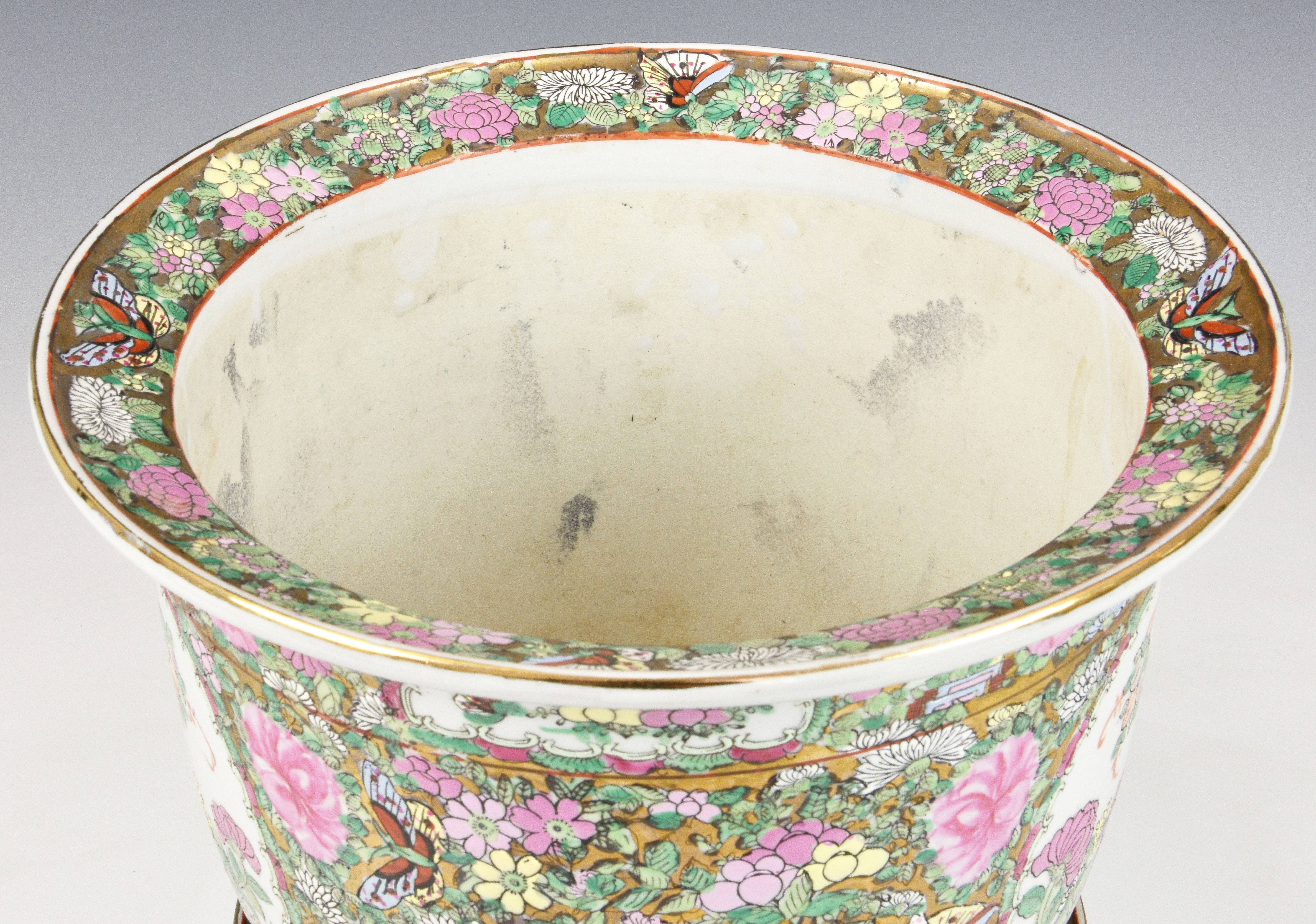 A Chinese famille rose jardiniere and saucer, 20th century, painted with two reserves with - Image 3 of 6