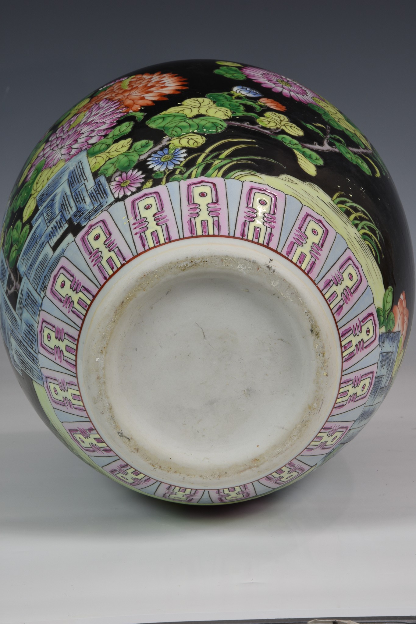 A Chinese porcelain black ground large baluster vase, second half 20th century, painted in famille - Image 6 of 7