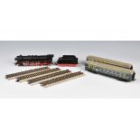 A Marklin H0 gauge locomotive and tender, 01097 F800 and dining car 346/2J, sleeping car 346/3J