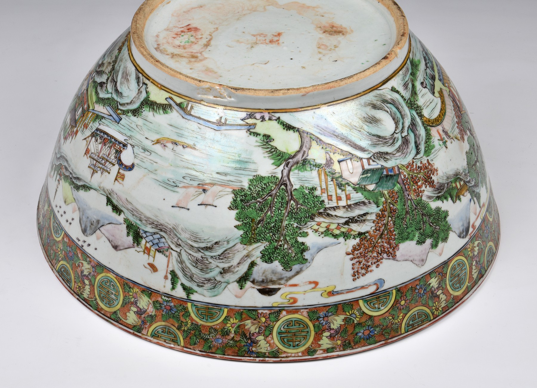 A large Chinese export porcelain Canton famille rose punch bowl, worn four character seal mark to - Image 8 of 16