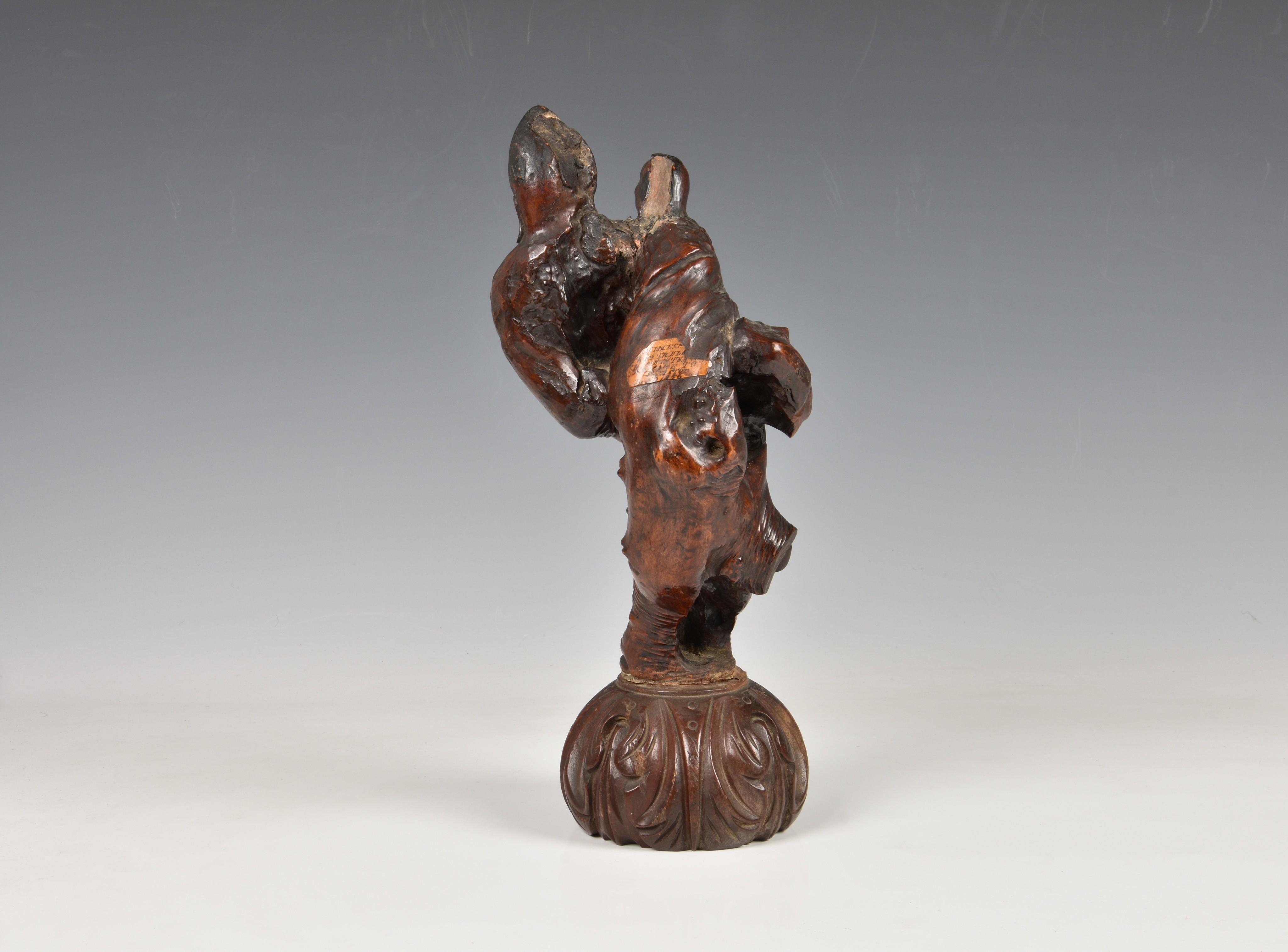 A Chinese carved rootwood figure of Shoulao, Qing dynasty, probably 18th / 19th century, the - Image 3 of 6