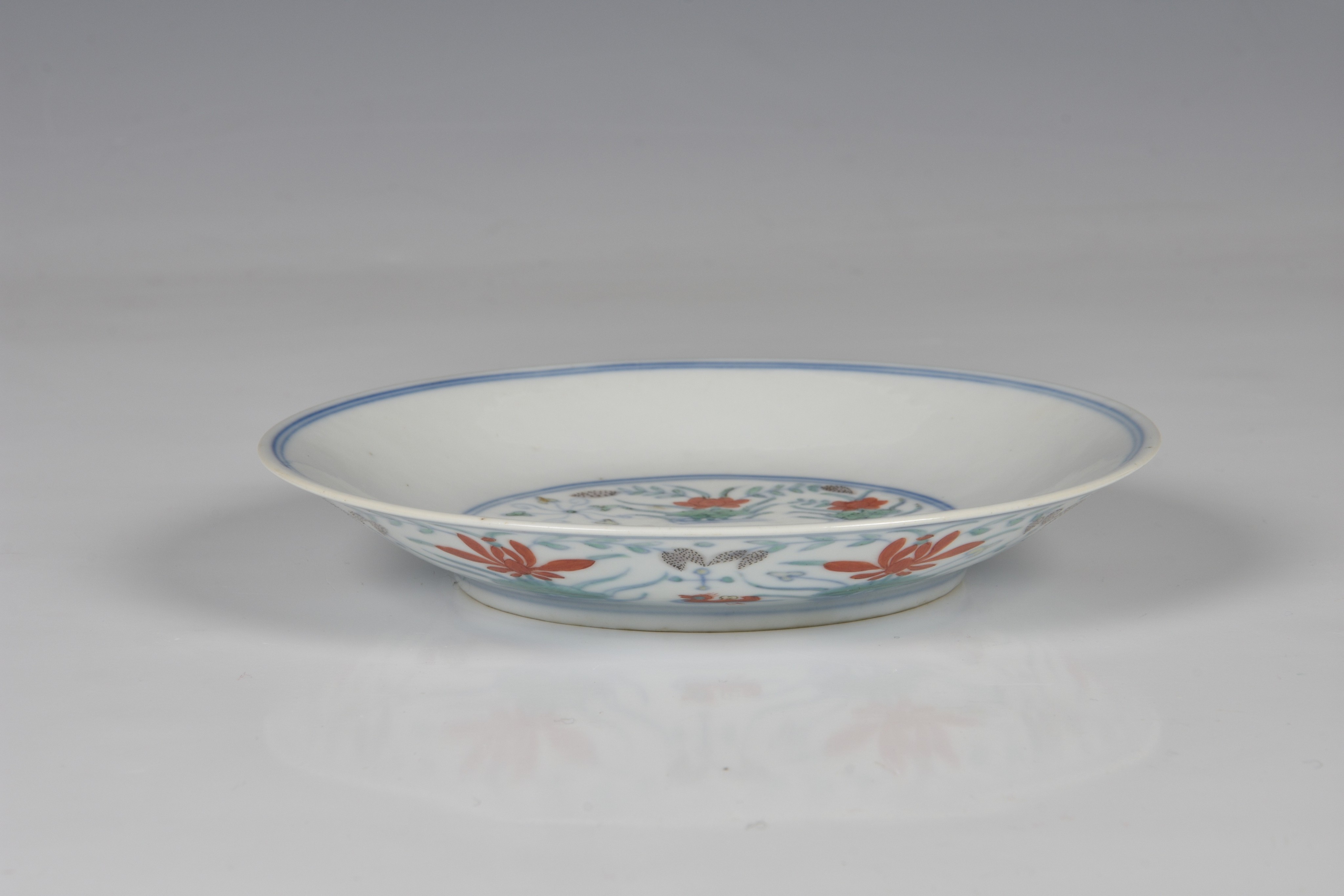 A Chinese doucai 'duck and lotus pond' porcelain dish, four character mark within double - Image 9 of 10