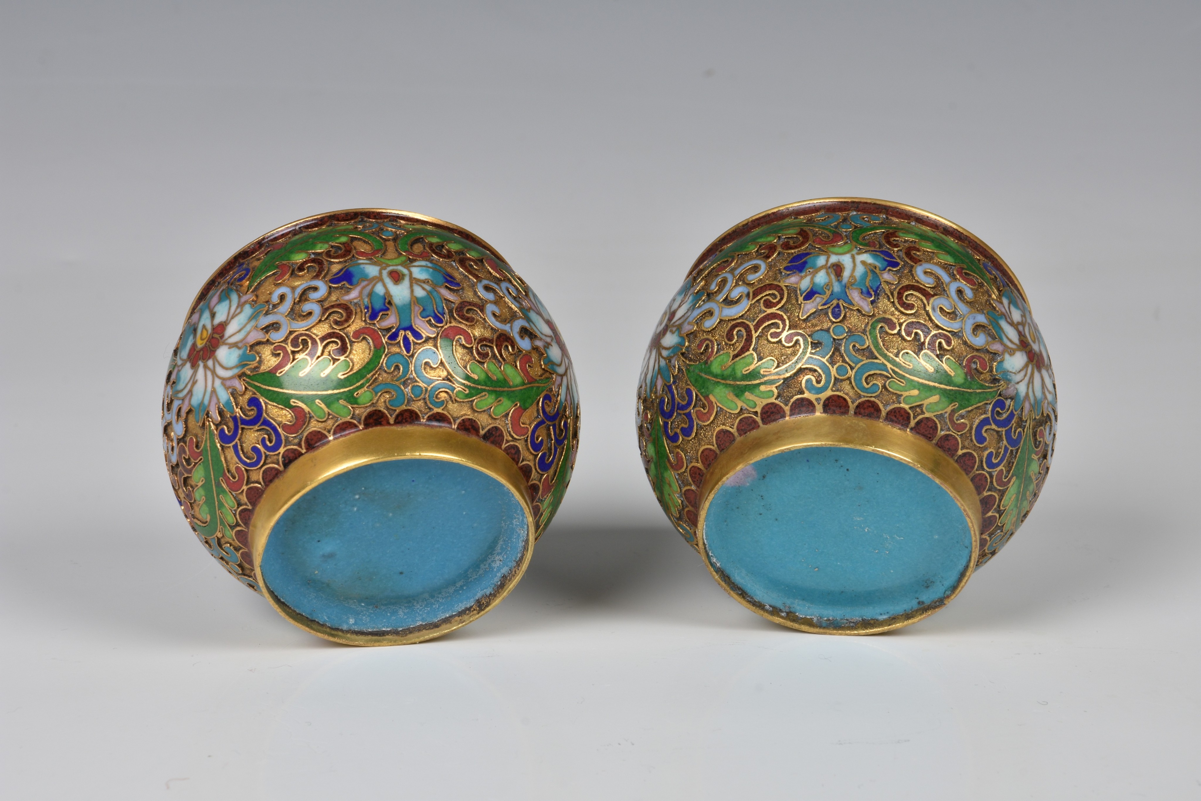 A pair of miniature Chinese gilt metal champleve enamel covered jars, 20th century, of globular - Image 4 of 4