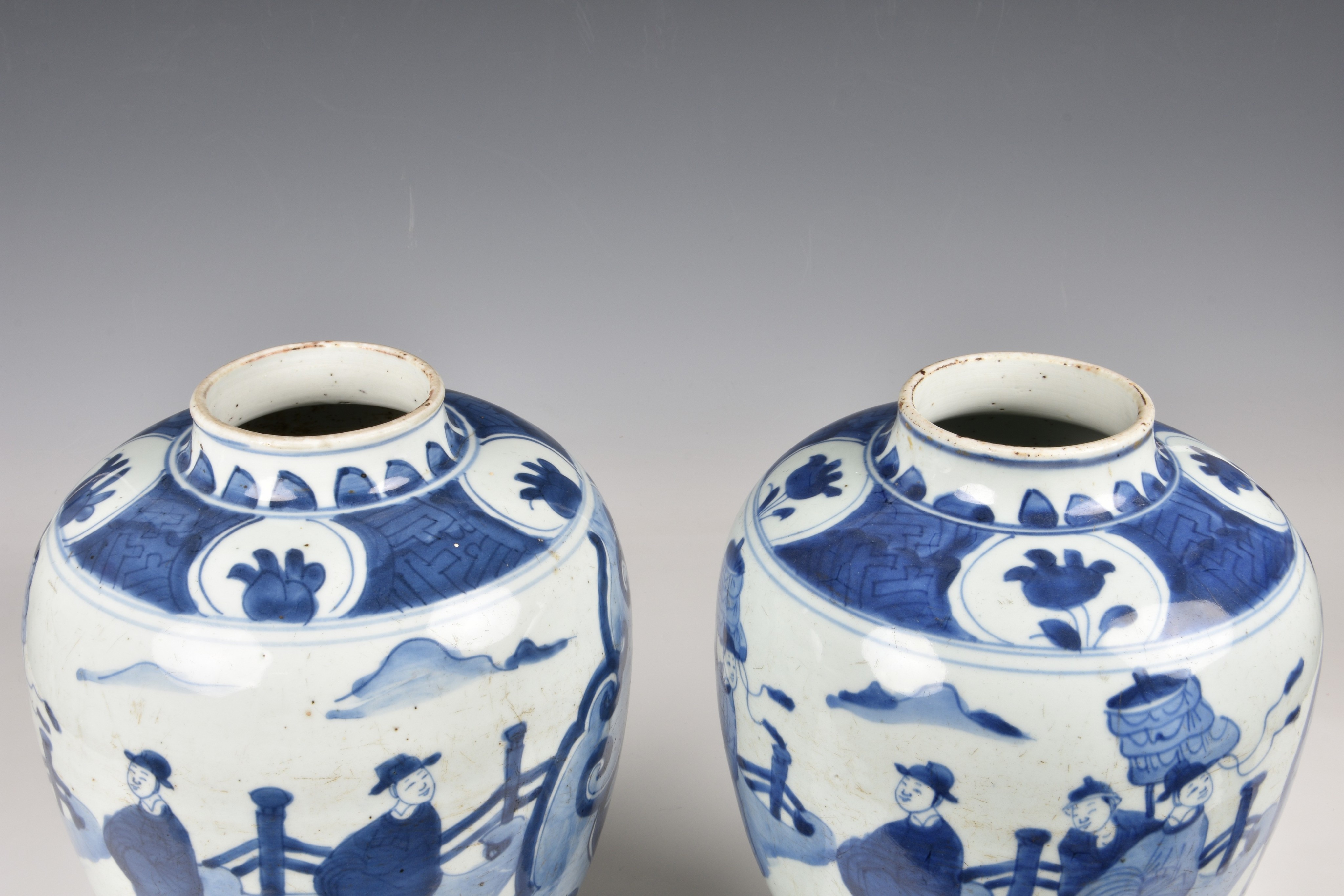 A pair of Chinese blue and white porcelain jars, Qing Dynasty, probably Kangxi period (1662-1722), - Image 7 of 20