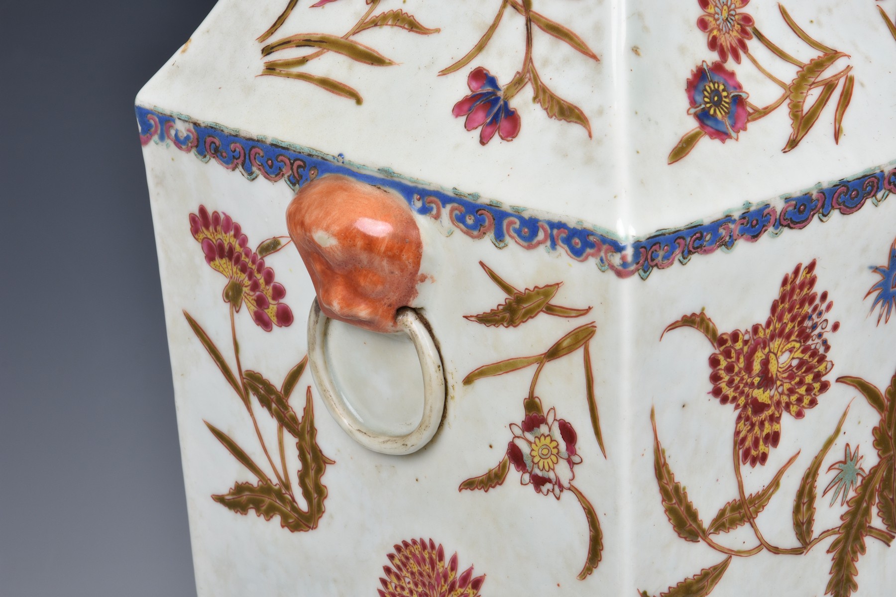 A Chinese porcelain famille rose square baluster vase, probably early 20th century, iron red four - Image 7 of 14