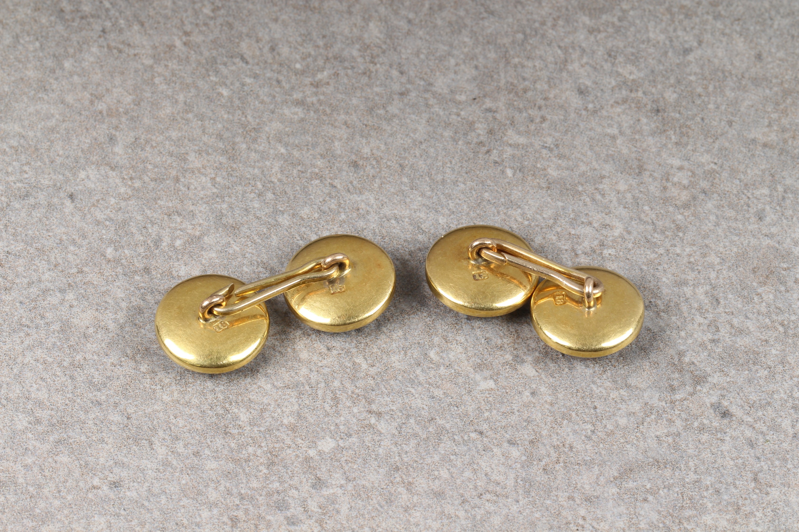 A pair 18ct gold framed Essex Crystal cufflinks, depicting game birds in flight, including wild - Image 2 of 2