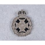 A Victorian Rifle Brigade Officers cross belt or pouch plate, white metal, crowned "WATERLOO" over a
