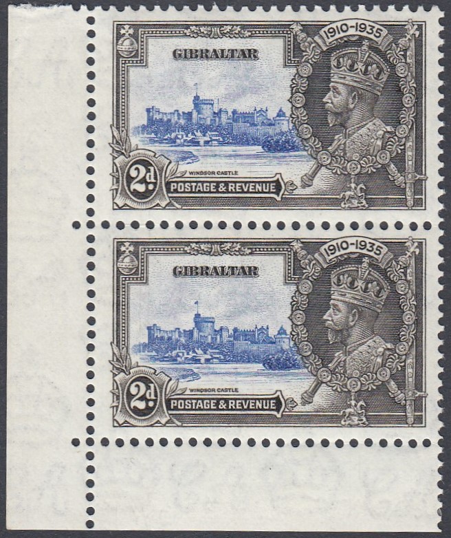 STAMPS GIBRALTAR 1935 Silver Jubilee, 2d fine lightly M/M corner marginal pair,