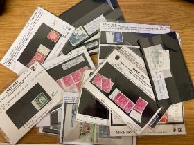 STAMPS GREAT BRITAIN Modern varieties, old Mike Holt stock, still on his cards,