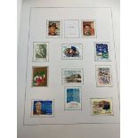 STAMPS ITALY Modern issues in a Davo printed album with U/M and used from 1997 onwards.