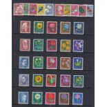 STAMPS Unmounted mint selection on stock pages, Pr