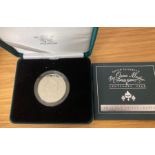 COINS : 2000 Queen Mother Centenary Silver £5 (Pie