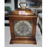 A Smith's reproduction mahogany cased mantle clock (key, no pendulum)