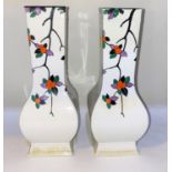 A pair of handpainted squared Shelley vases 8574, height 24cm