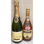 A 70 cl bottle of "Napoleon" brandy; a 750 ml bottle of "Nicolas Feuillatte" champagne; a 750 ml