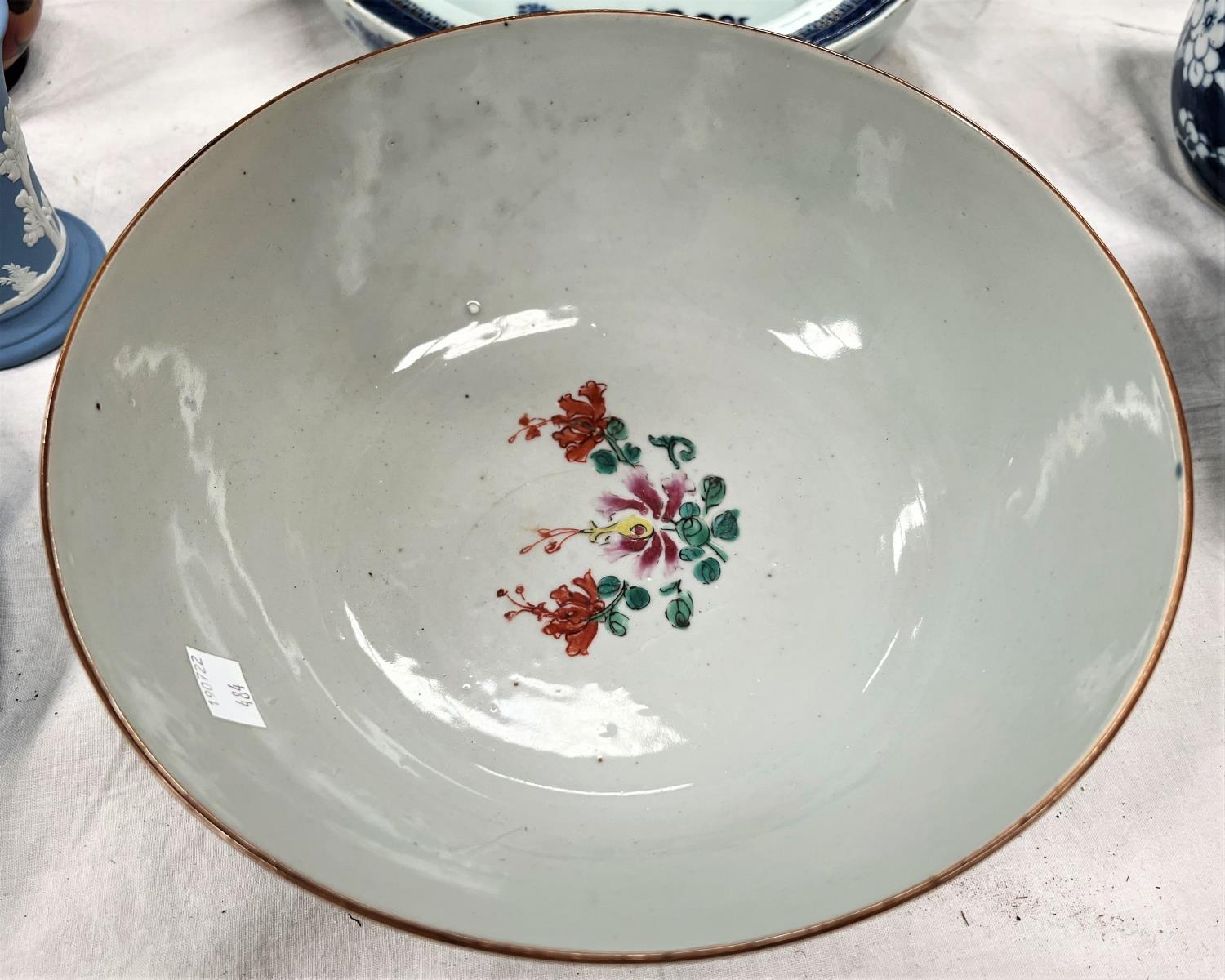 A large Chinese famille rose bowl, 23.5cm; a Chinese blue and white warming dish dia. 29cm (both - Image 3 of 4