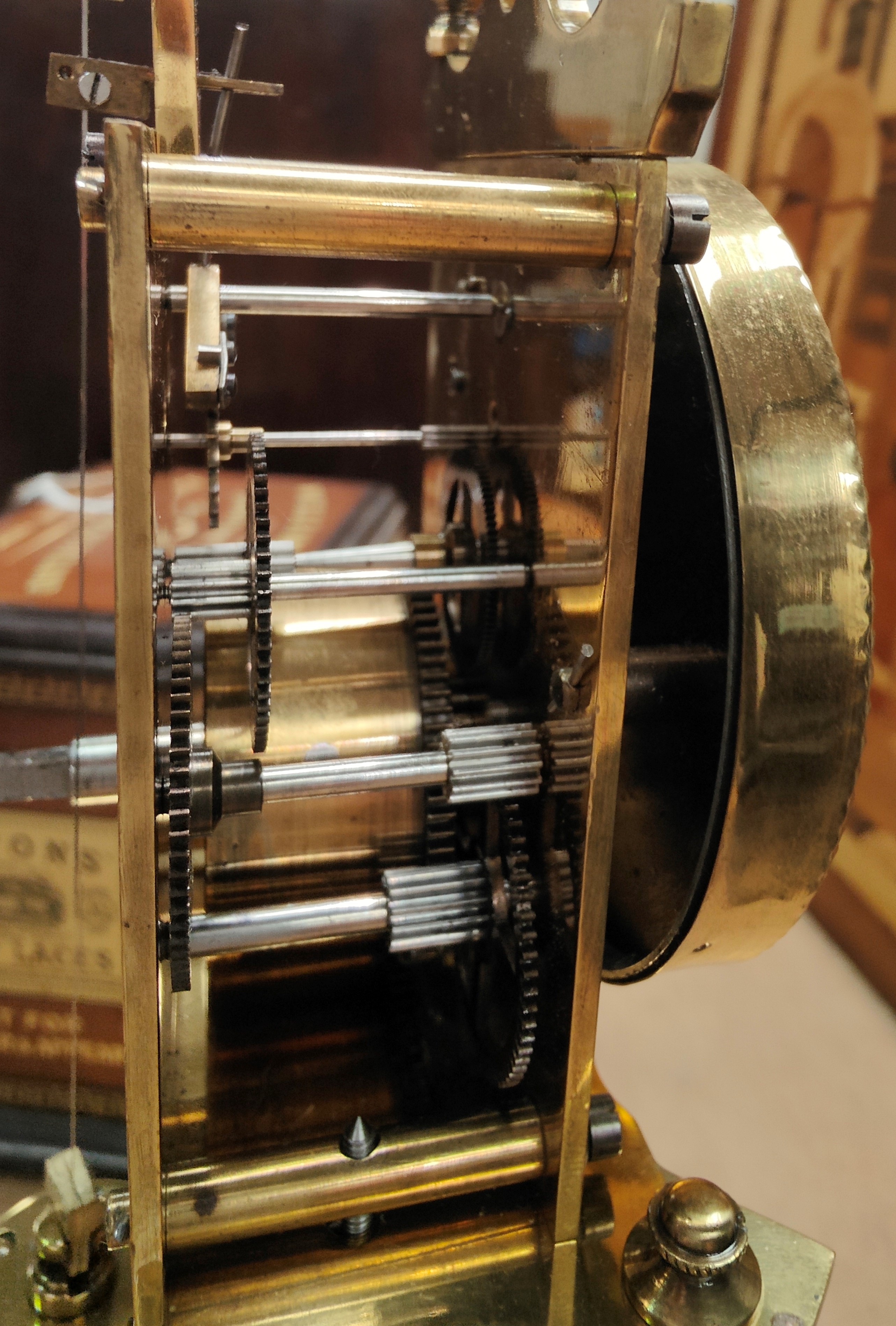 A brass 400 day clock under dome - Image 3 of 4