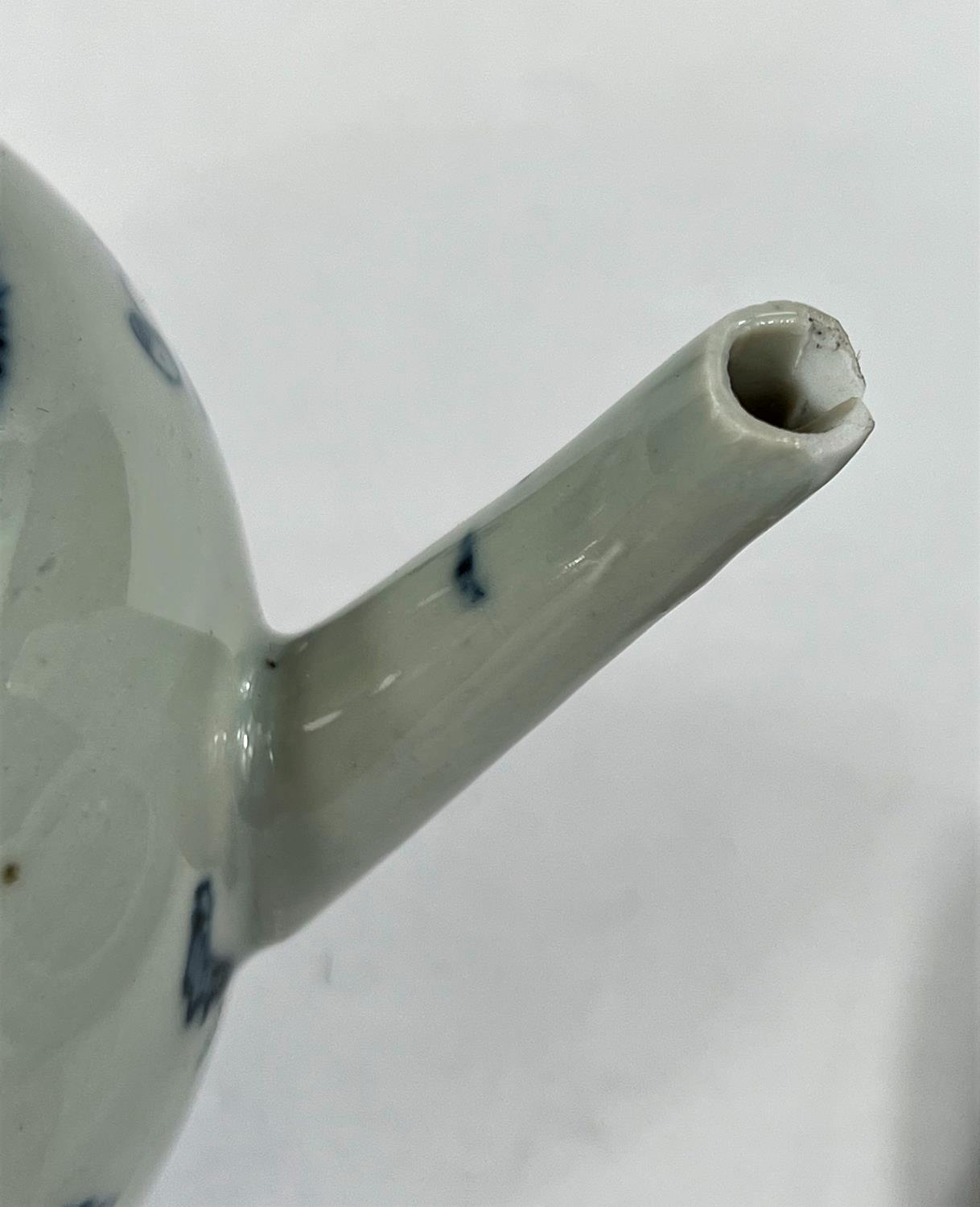 A Chinese 18th century blue and white teapot, length 18.5cm (a chip to the spout) - Image 3 of 4