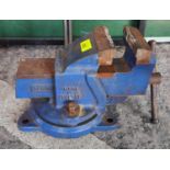 A Record No 3 large work bench vice clamp