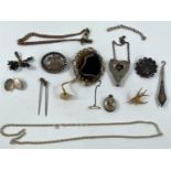 A Victorian brooch set large oval agate; costume jewellery; etc.