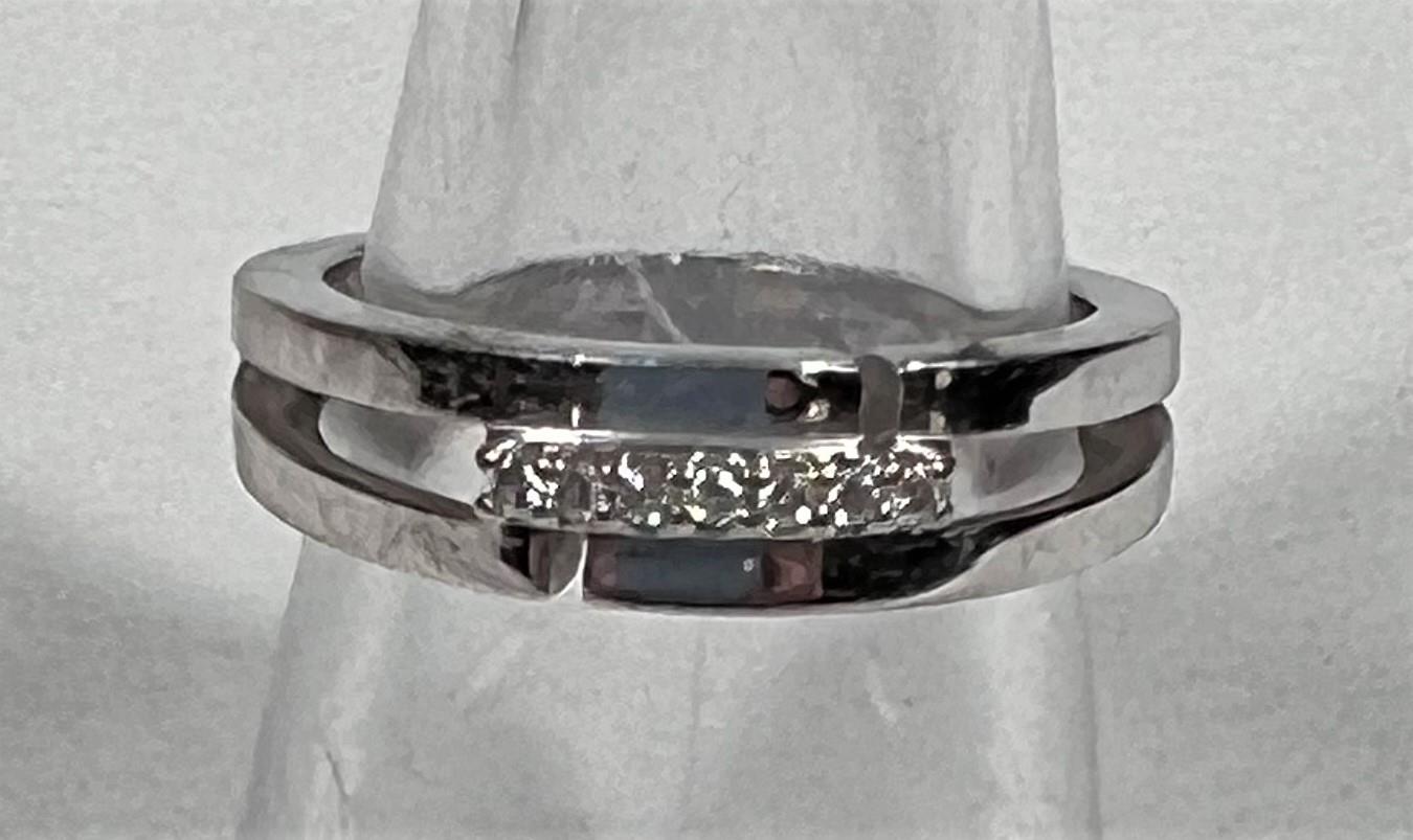 A white gold half eternity ring set 7 diamonds, 2.7 gm - Image 4 of 6