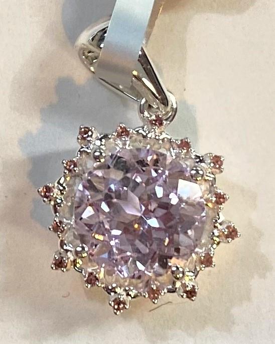 Five sterling silver gem set pendants:  a circular Brazilian kunzite surrounded by 16 pink - Image 3 of 6