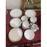 32 pieces of Royal Doulton Berkshire pattern tea and dinnerware