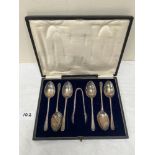 A George V cased set of six silver teaspoons with sugar bow. Sheffield 1922. 2ozs 9dwts
