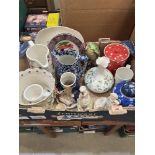 A box of miscellaneous ceramics