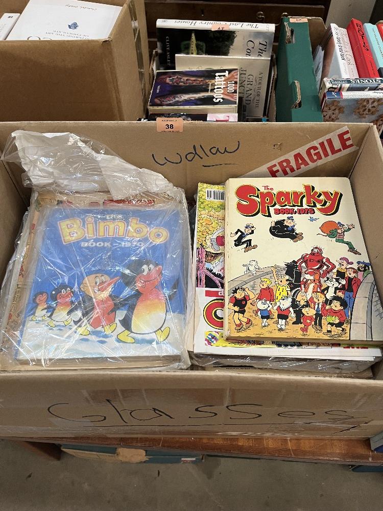 Two boxes of comics and annuals - Image 2 of 2