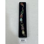 A silver and agate bracelet 9¼' long