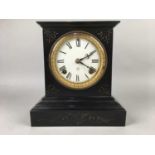 AN EARLY 20TH CENTURY BLACK SLATE MANTEL CLOCK