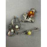 A LOT OF NINE VINTAGE SILVER BROOCHES