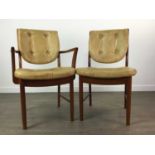 A SET OF SIX RETRO DINING CHAIRS