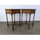 A PAIR OF EARLY 20TH CENTURY OAK OCCASIONAL TABLES