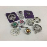 A LOT OF SCOTTISH STYLE BROOCHES