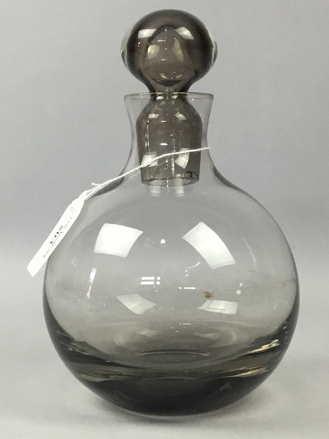 A CAITHNESS GLASS DECANTER WITH SIX GLASSES