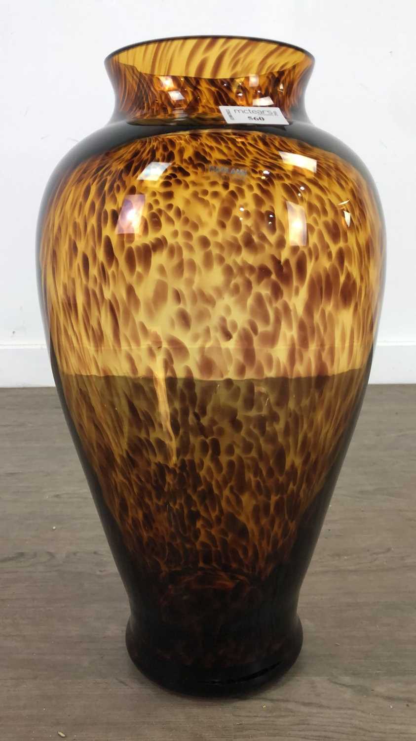 A LARGE AMBER COLOURED GLASS VASE