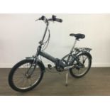 AN ADULT'S RETRO STYLE RALEIGH FOLDING BIKE