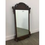 A GEORGIAN STYLE MAHOGANY WALL MIRROR