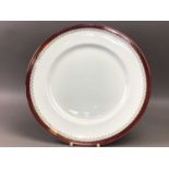 A PARAGON 'HOLLYROOD' PART DINNER SERVICE